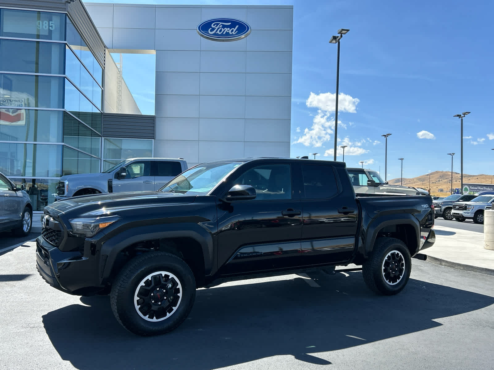 2025 Toyota Tacoma TRD Off Road's photo