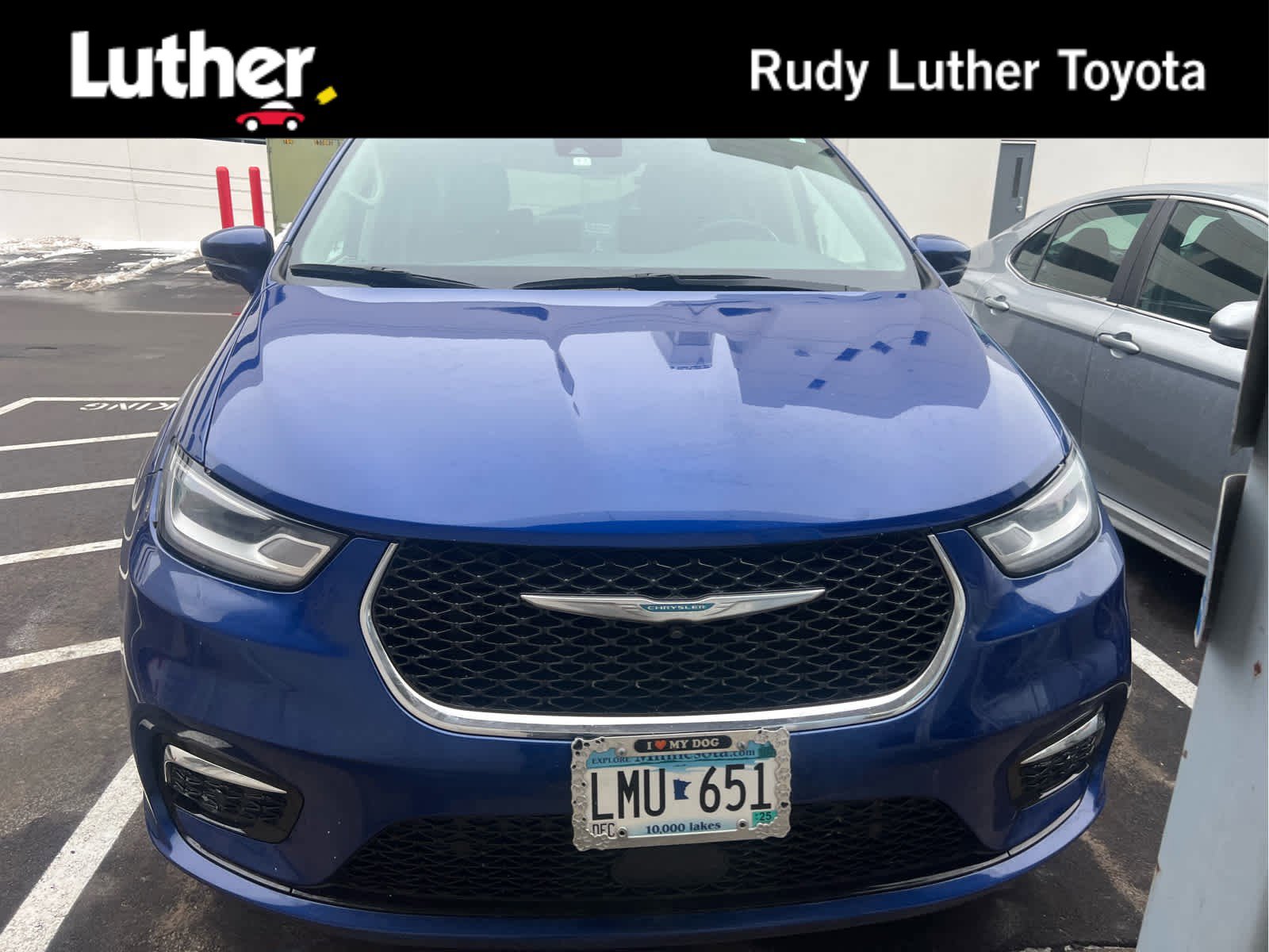 2021 Chrysler Pacifica Hybrid Touring L's photo