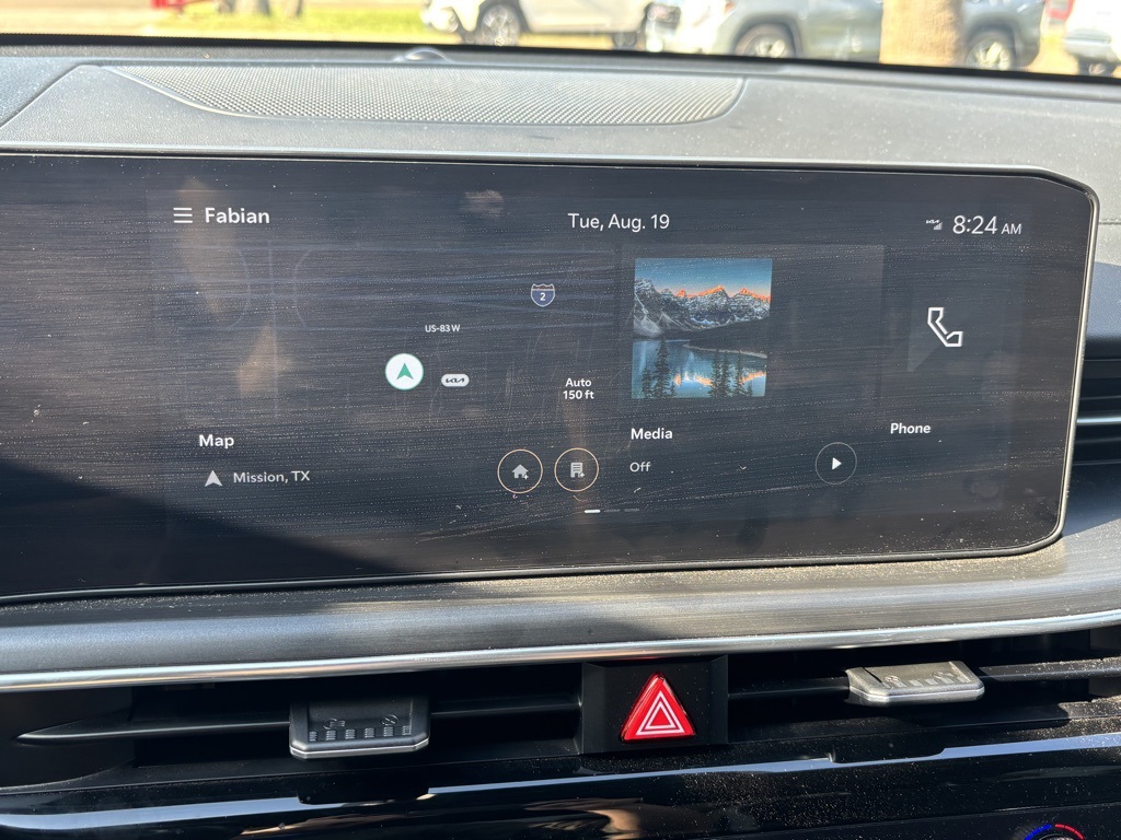 2025 Kia K5 GT-Line photo 9