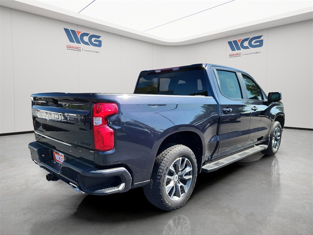 2023 Chevrolet Silverado 1500 RST photo 2
