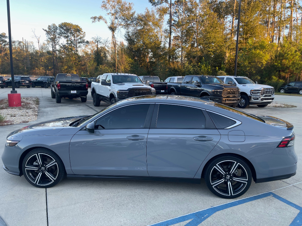 2023 Honda Accord Hybrid Sport photo 4