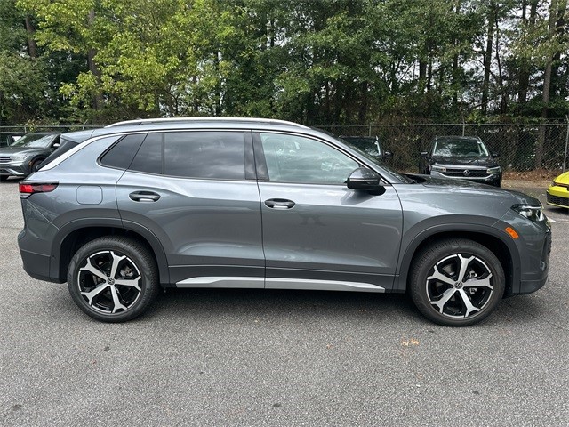 2025 Volkswagen Tiguan SE photo 8