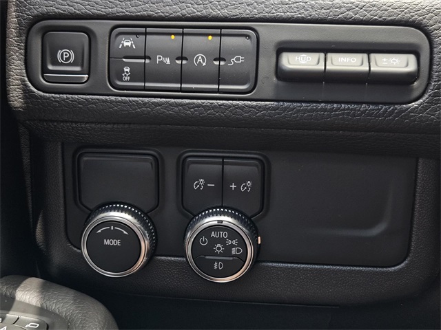 2021 Gmc Yukon Denali photo 16