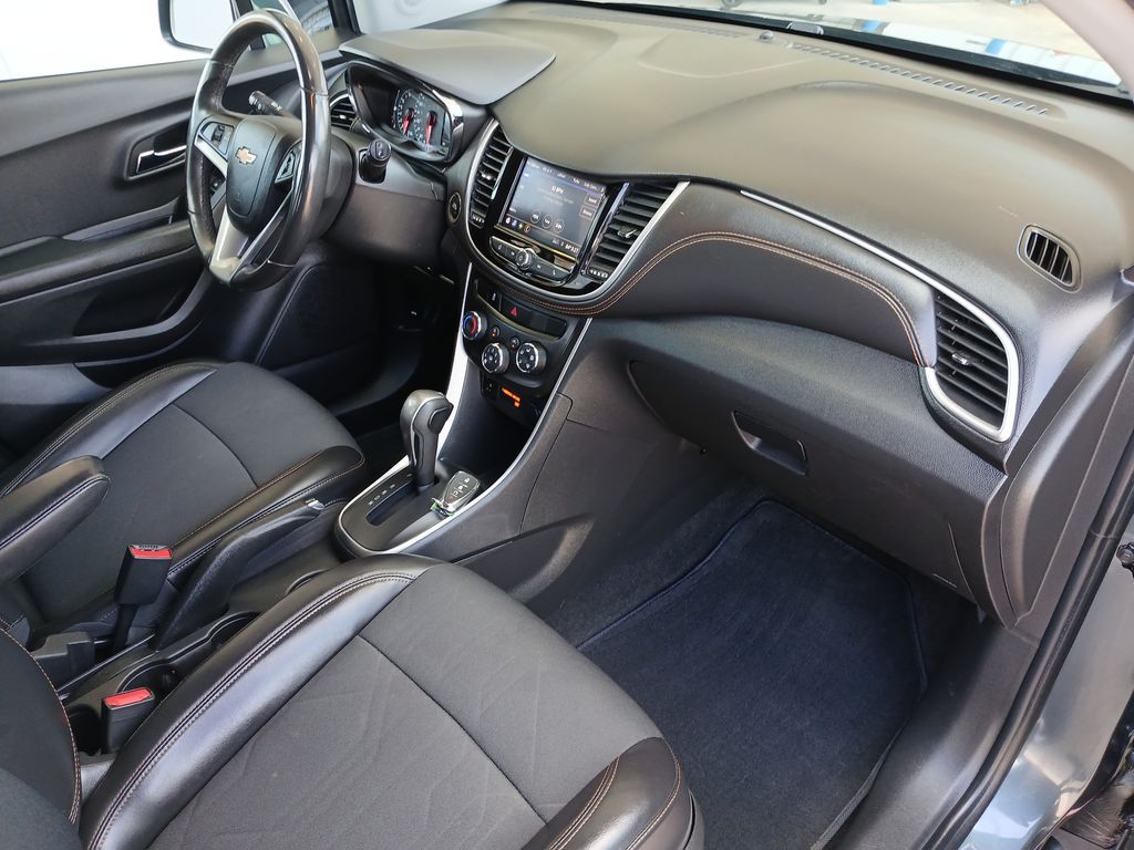 2022 Chevrolet Trax LT photo 27