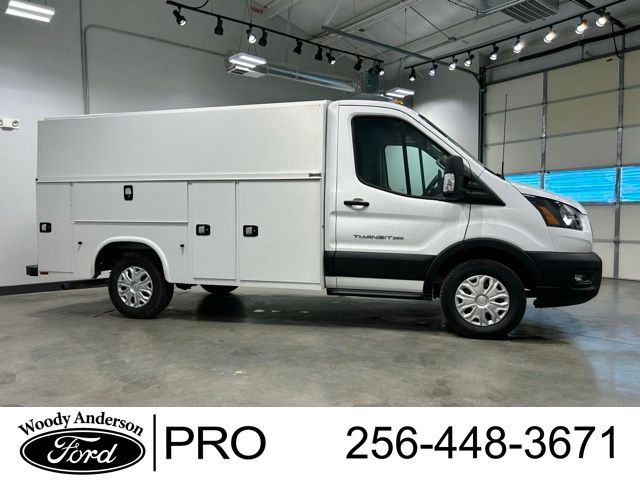 2024 Ford Transit Chassis photo 4