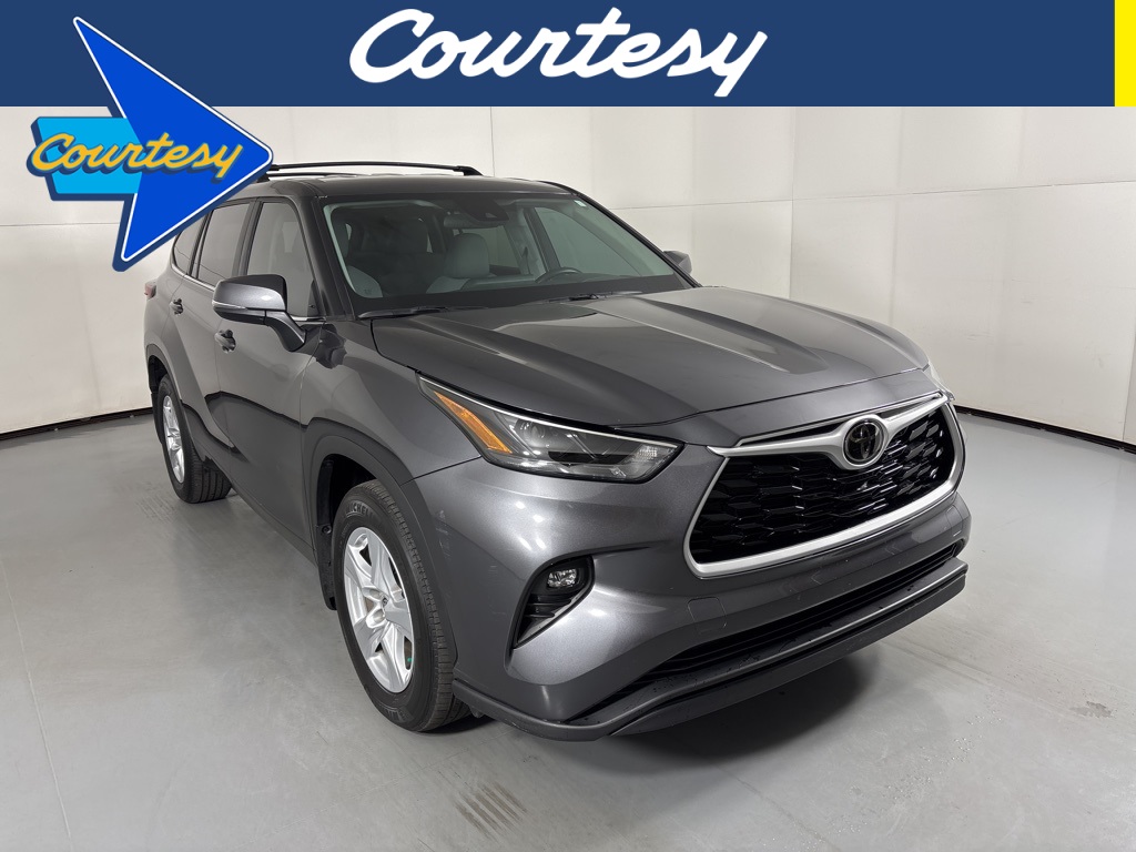 2023 Toyota Highlander LE