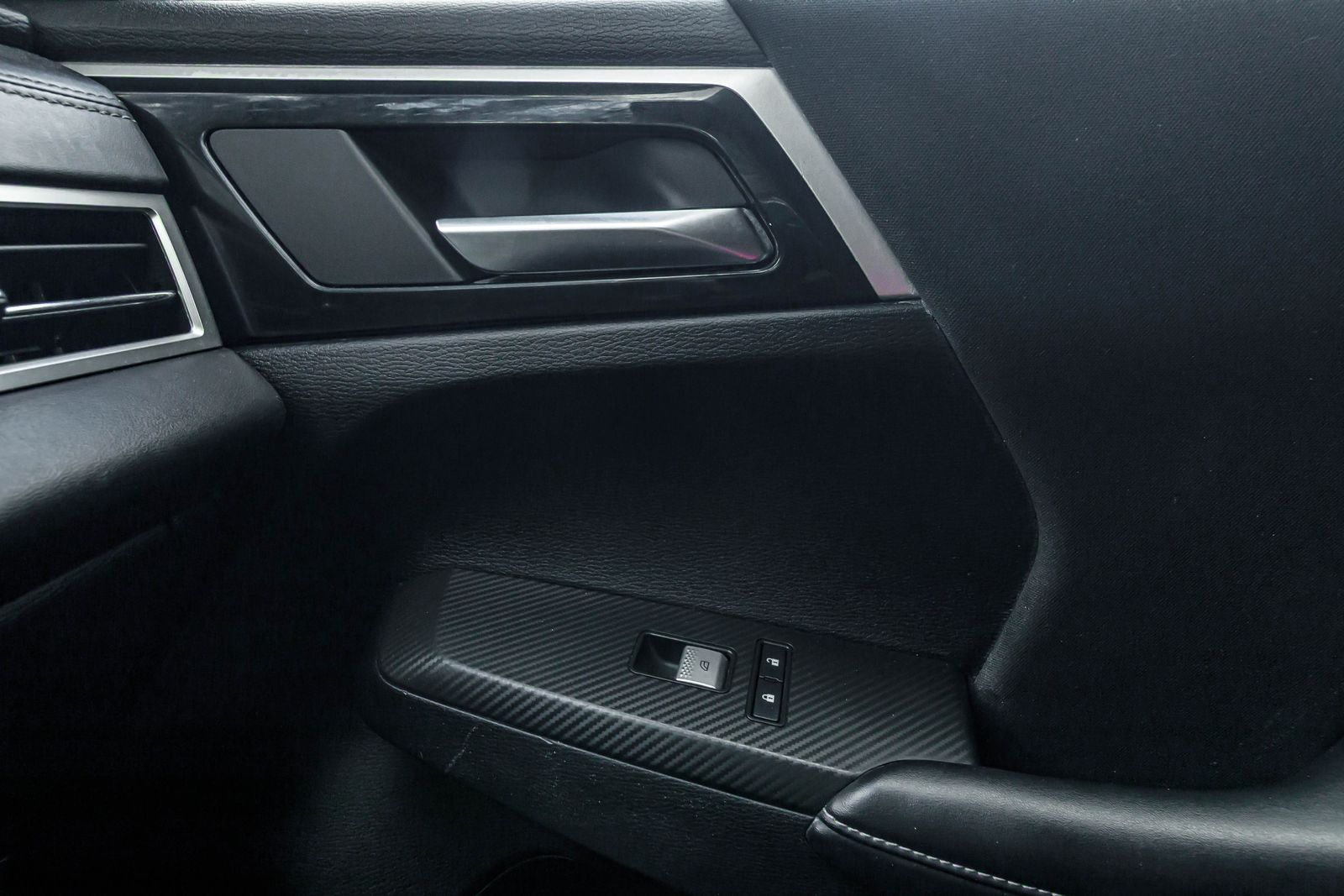 2022 Mitsubishi Outlander ES photo 22