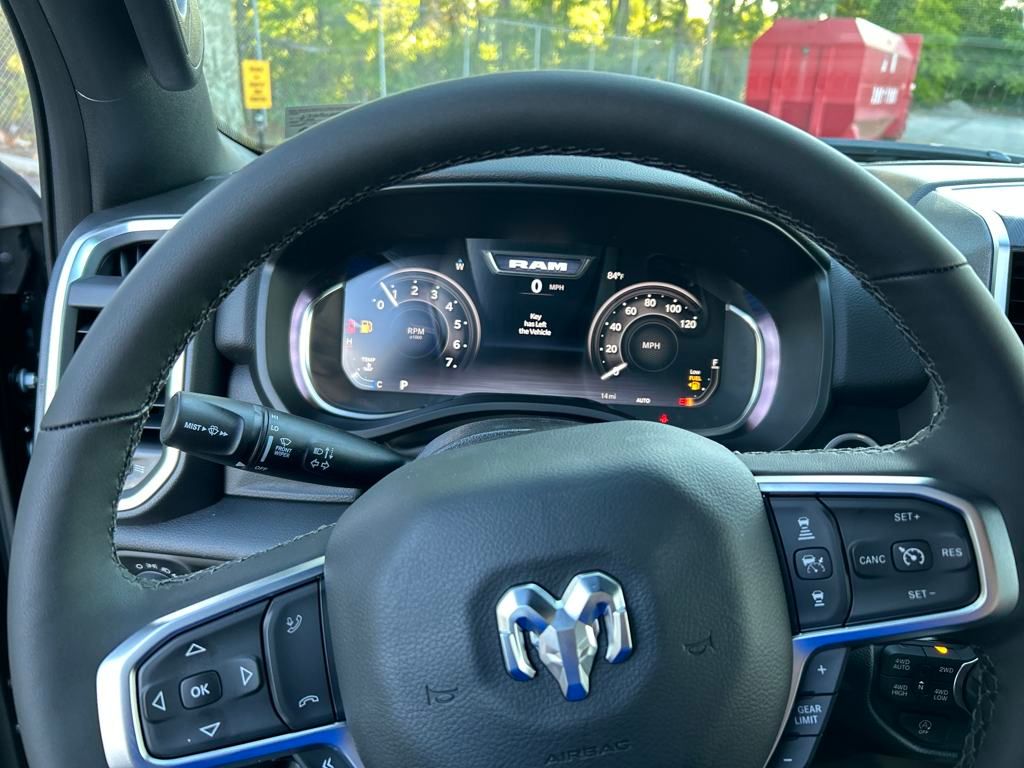 2025 Ram 1500 Big Horn Lone Star photo 13