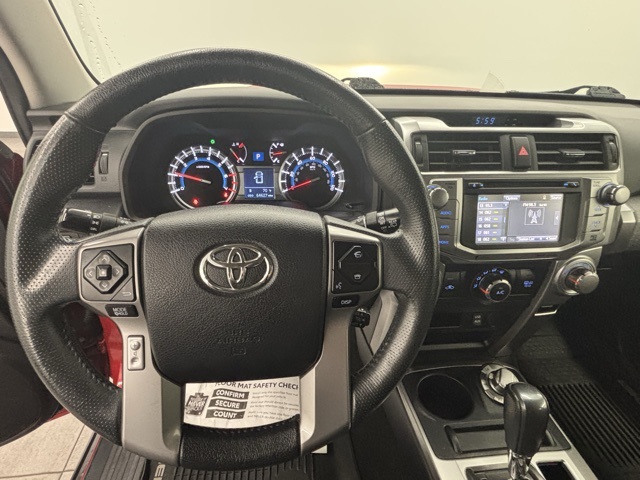 2019 Toyota 4Runner SR5 photo 16