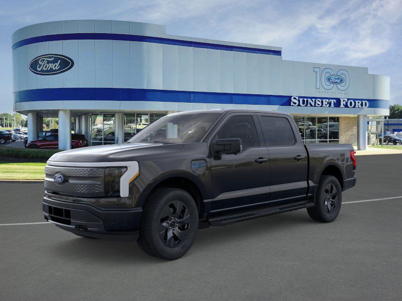 2025 Ford F-150 Lightning Flash's photo