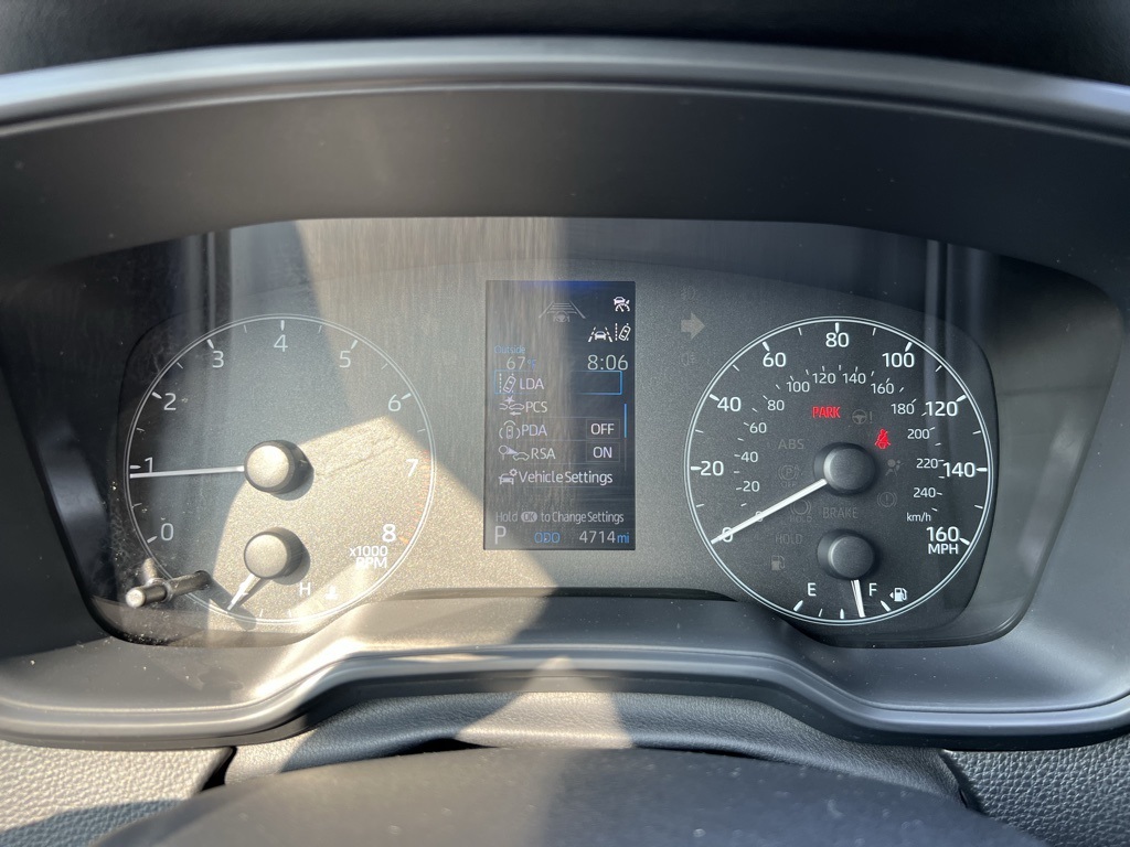 2023 Toyota Corolla LE photo 16