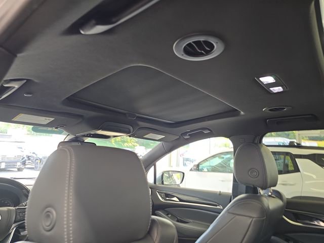 2023 Buick Enclave Essence photo 13