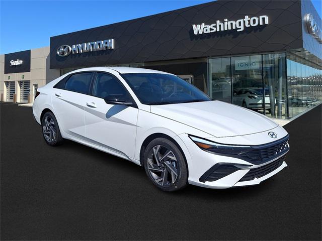 2025 Hyundai Elantra SEL's photo