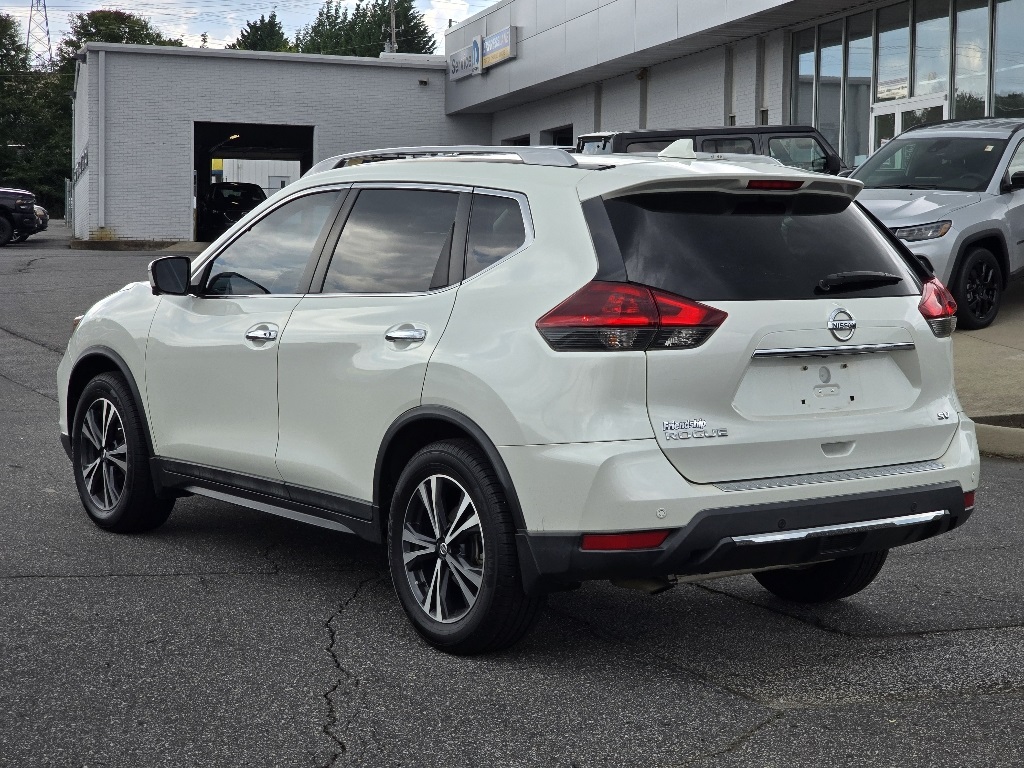 2020 Nissan Rogue SV photo 20