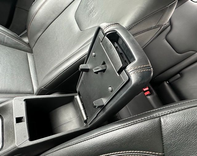 2022 Jeep Compass Limited photo 22