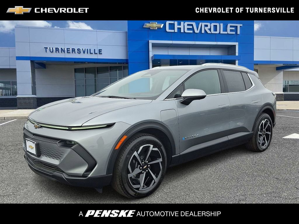 2026 Chevrolet Equinox EV 2LT's photo