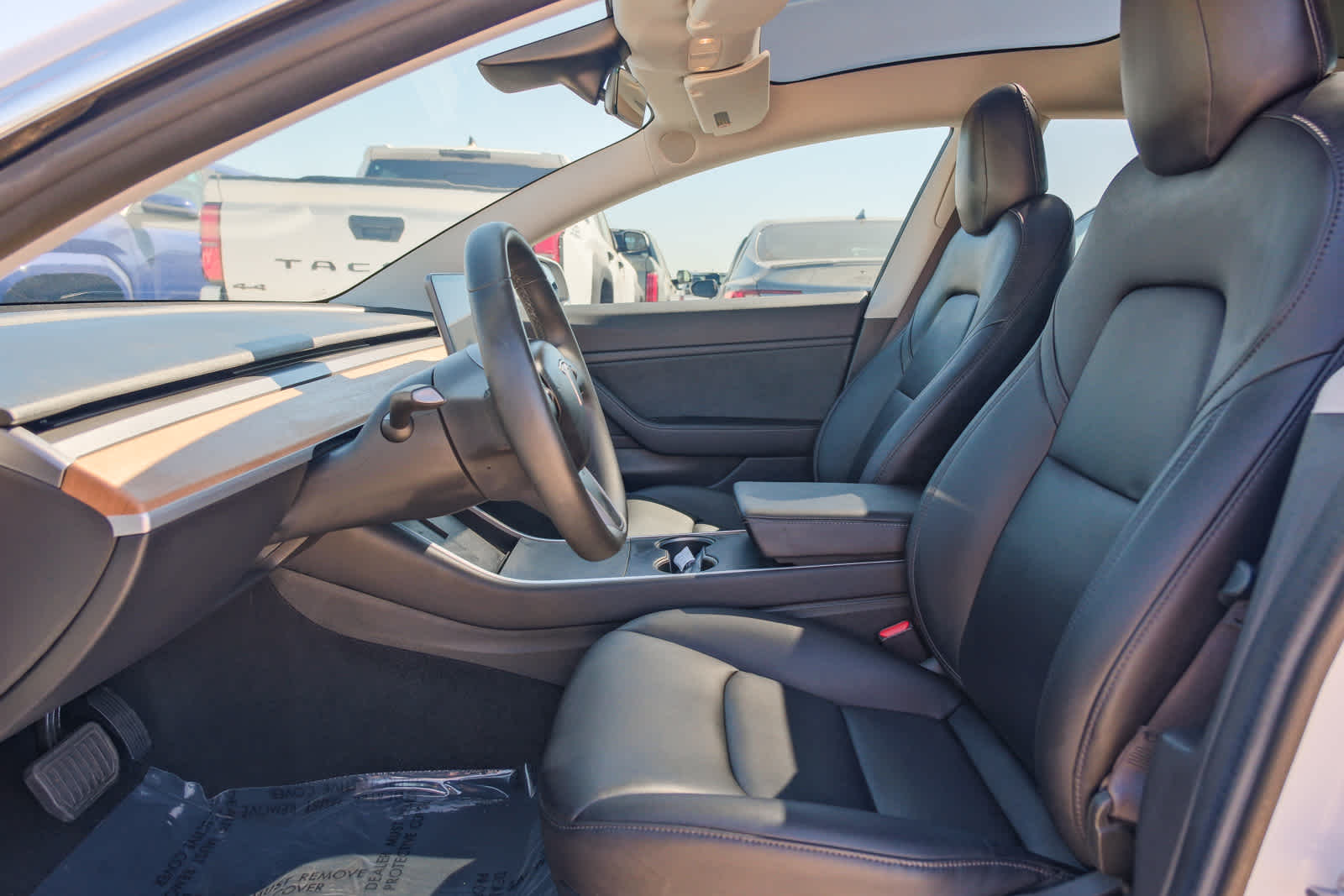 2018 Tesla Model 3 Long Range photo 18