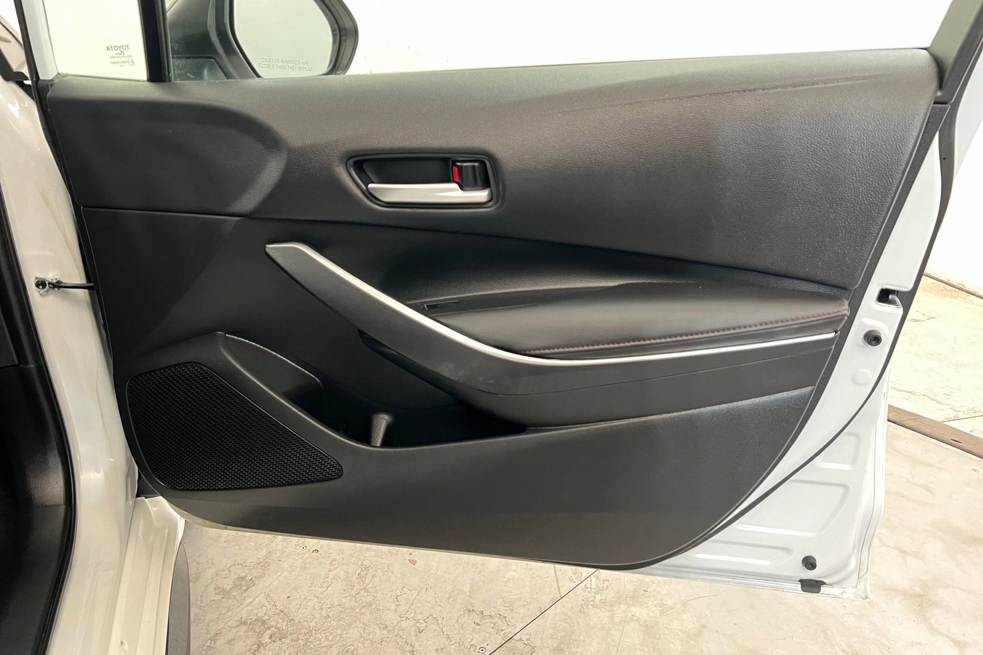 2023 Toyota Corolla SE photo 21