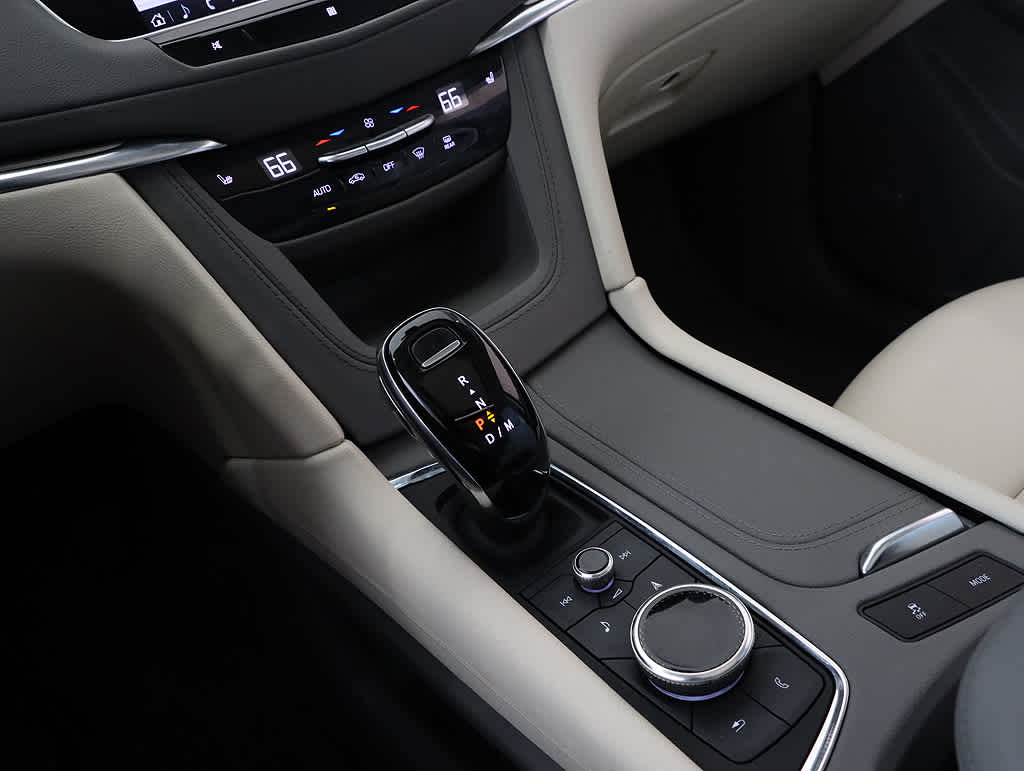 2021 Cadillac XT5 Premium Luxury photo 21