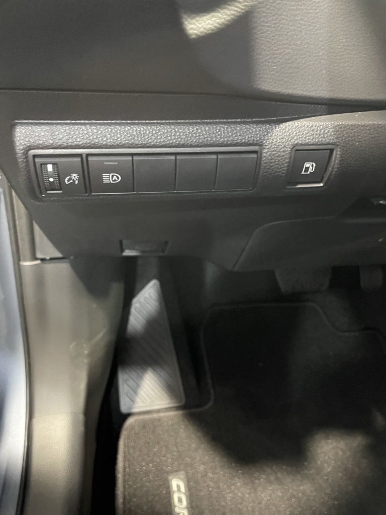 2024 Toyota Corolla Hybrid LE photo 26
