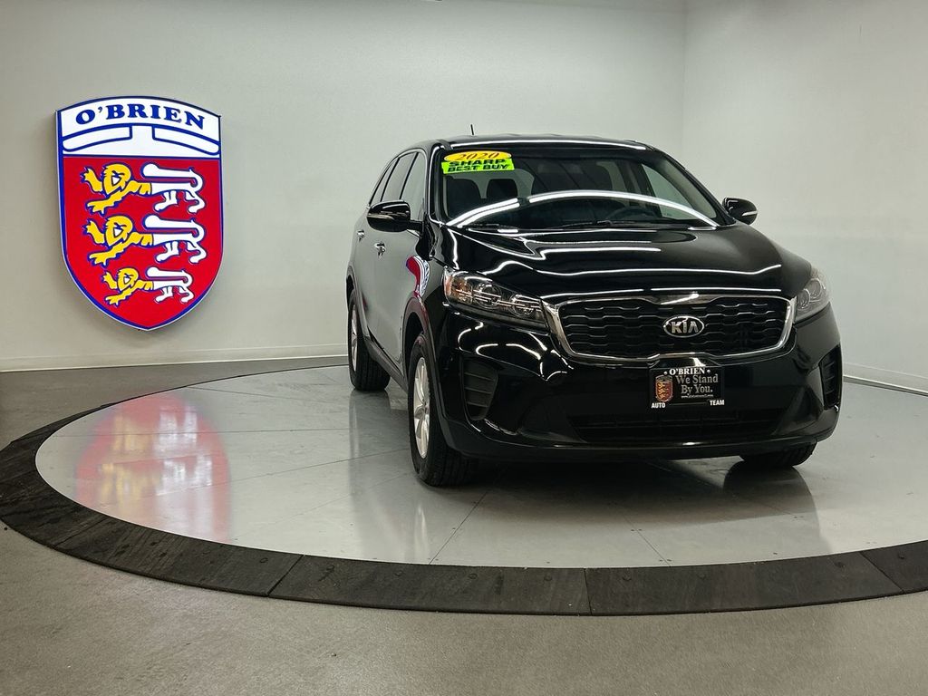 2020 Kia Sorento LX's photo