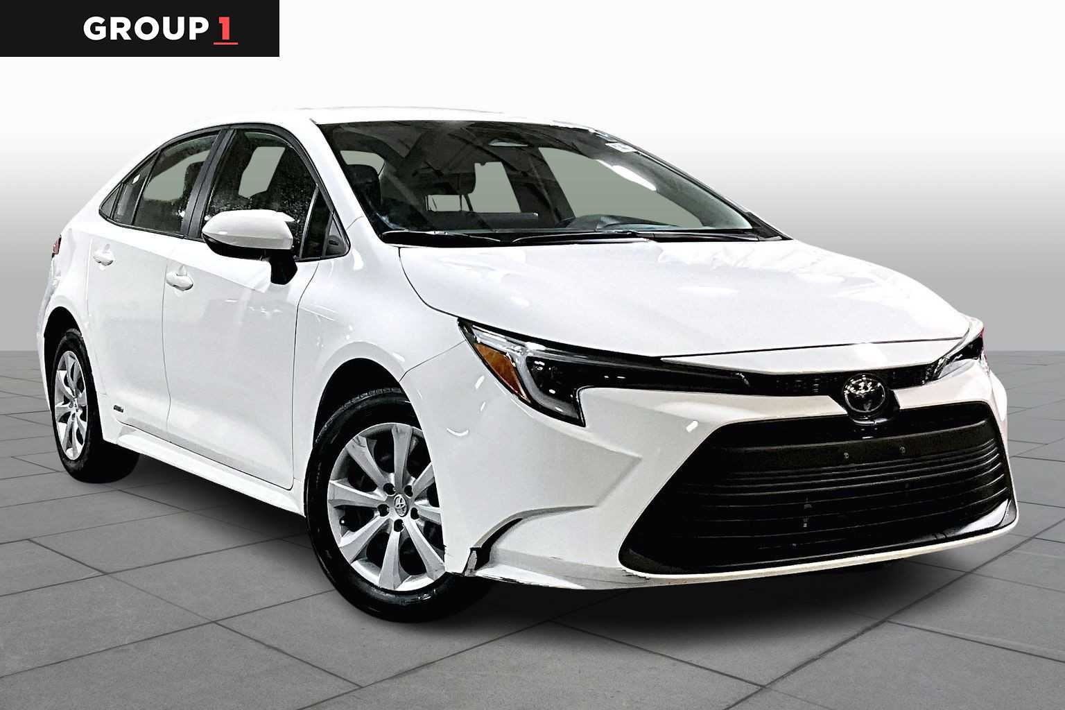 Used 2023 Toyota Corolla LE with VIN JTDBDMHE0PJ001254 for sale in Northfield, Minnesota