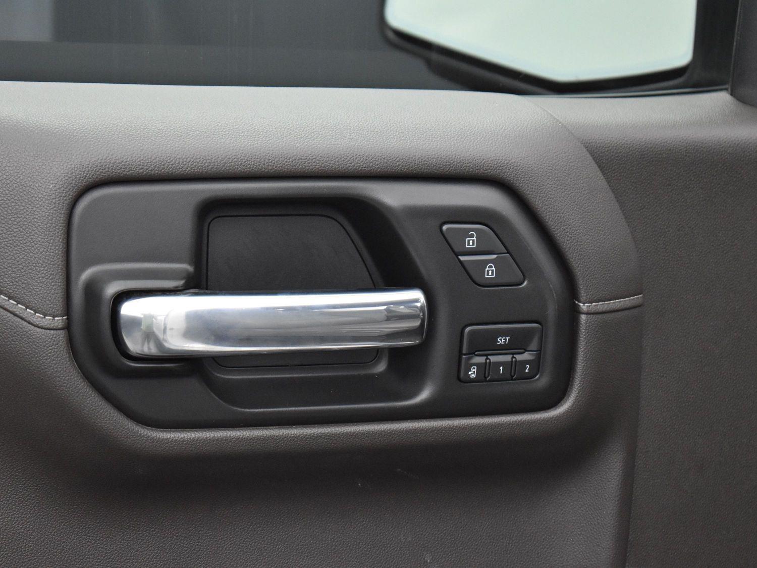 2022 Chevrolet Silverado 1500 LTZ photo 10