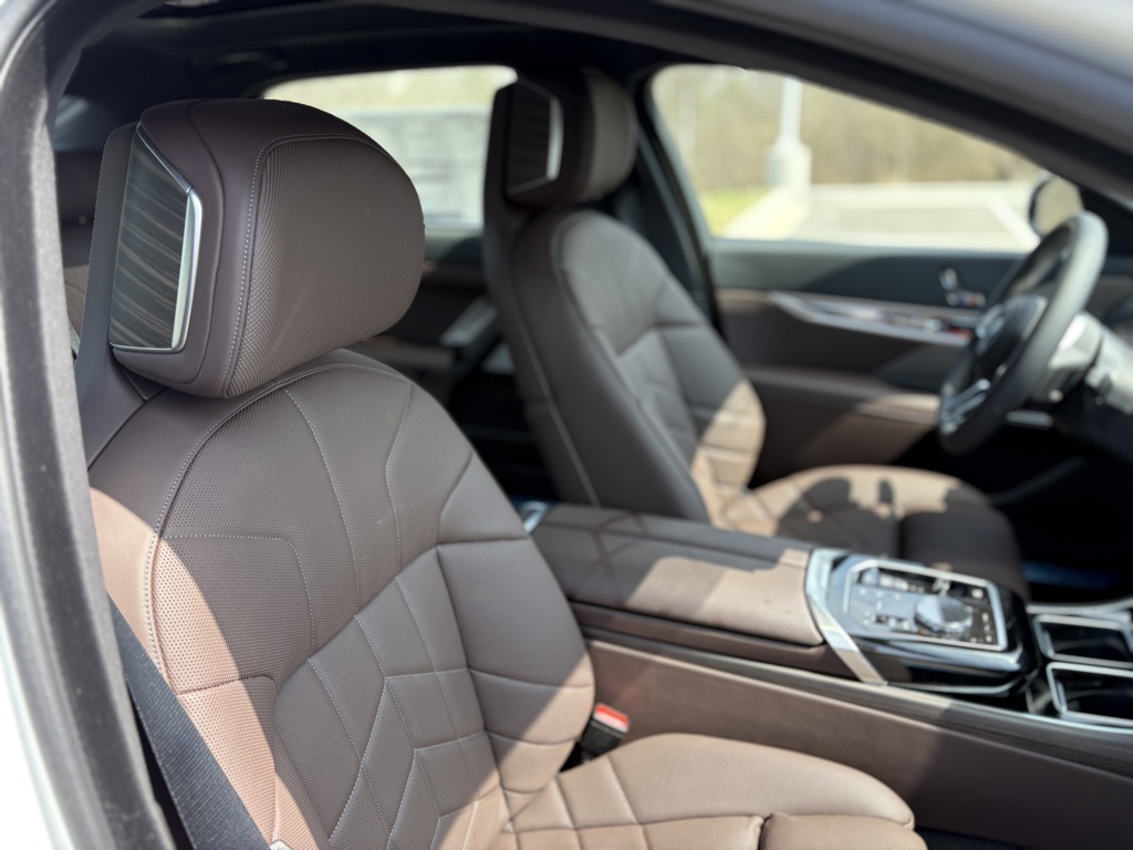 2025 Bmw i7 xDrive60 photo 23