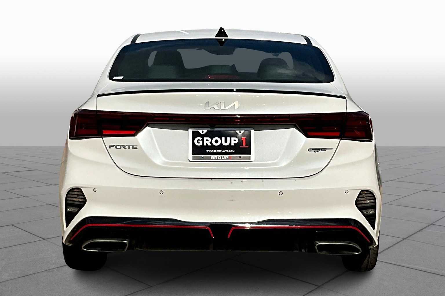 2023 Kia Forte GT photo 4