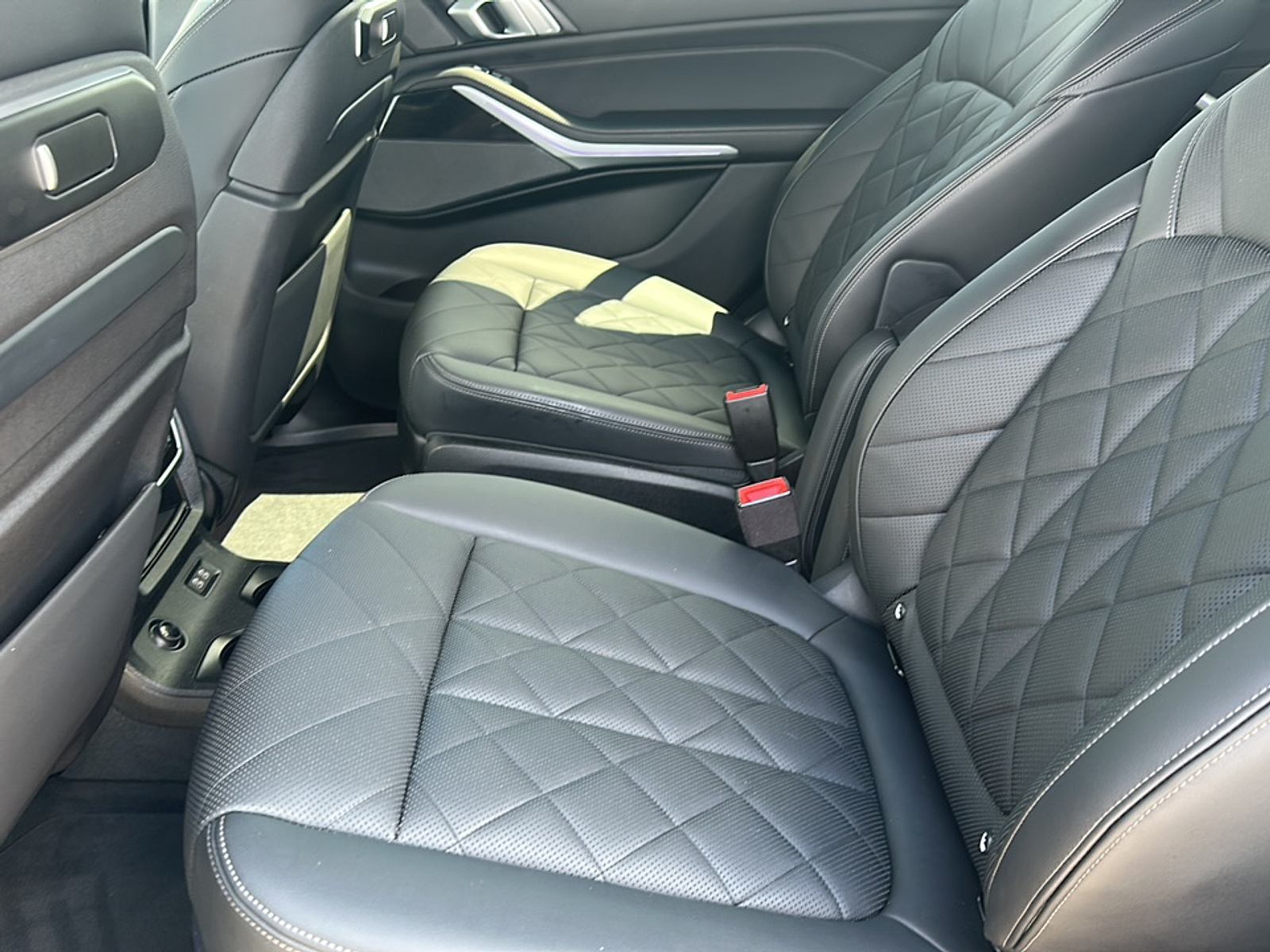 2023 Bmw X7 xDrive40i photo 2