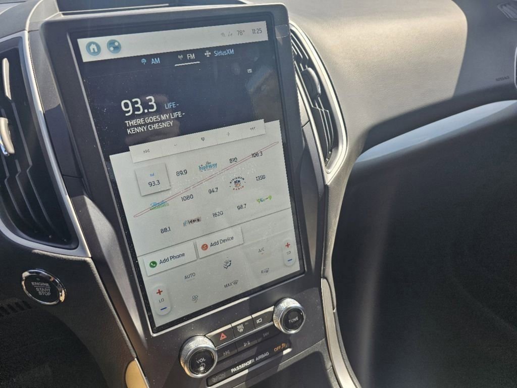 2024 Ford Edge SE photo 3