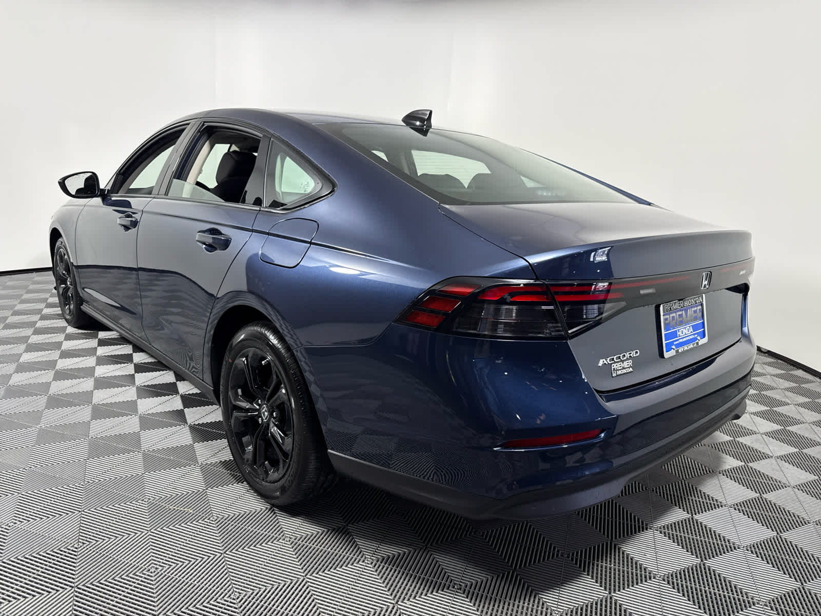 2025 Honda Accord 1.5T SE photo 5