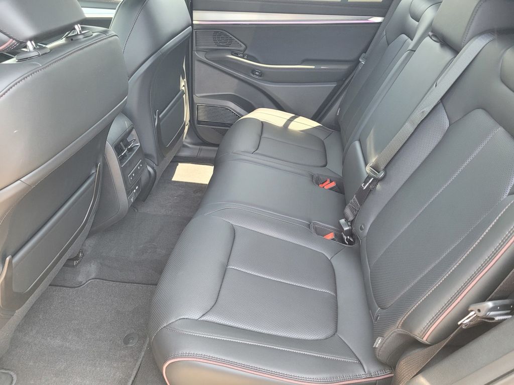 2025 Jeep Wagoneer S Launch Edition photo 9