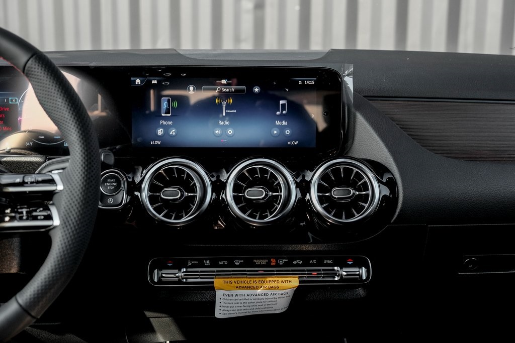 2026 Mercedes Benz GLA 250 4MATIC photo 19