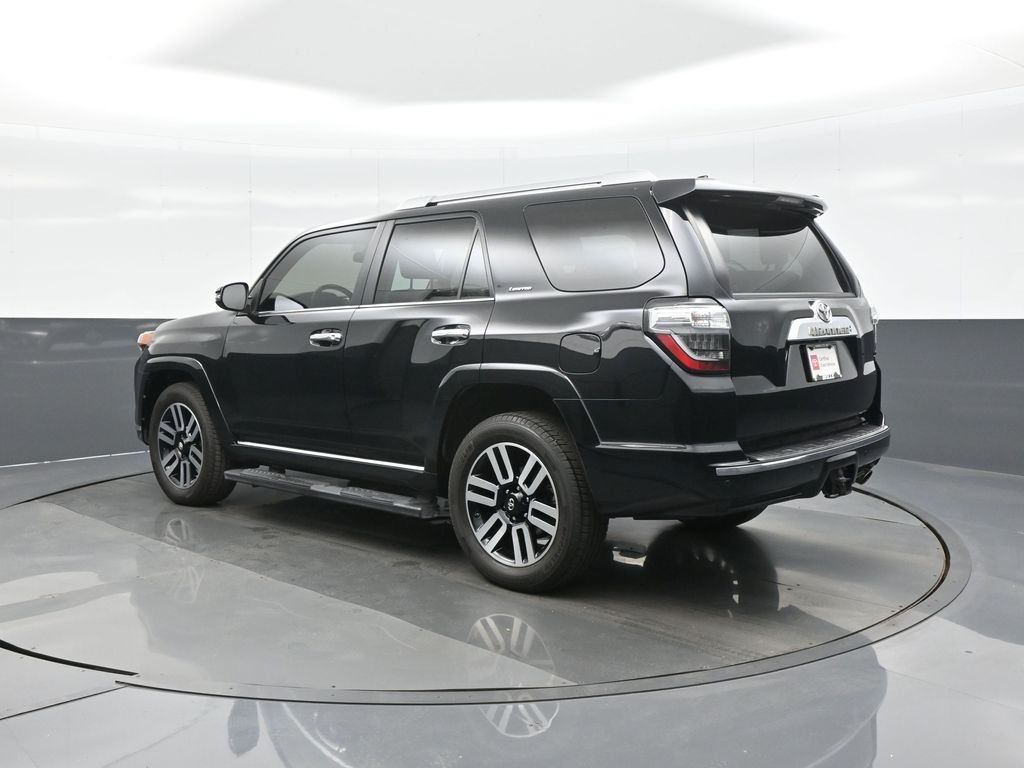 2018 Toyota 4Runner Limited photo 4