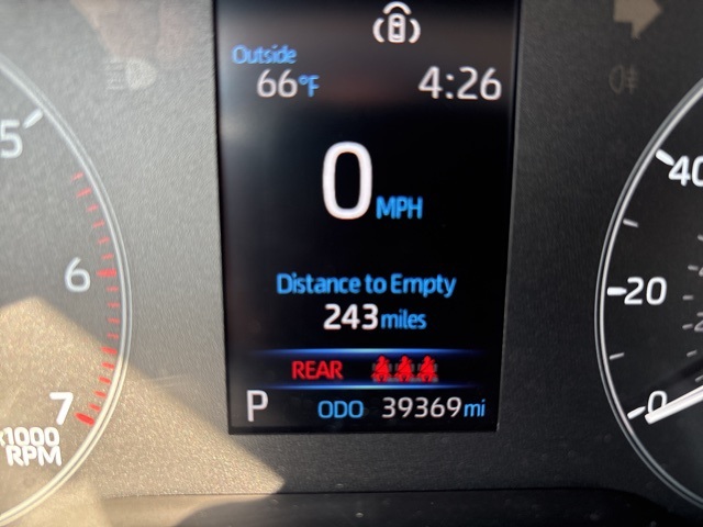 2024 Toyota Corolla LE photo 4