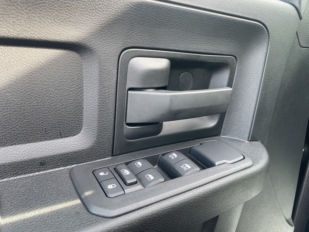 2026 Ram 2500 Tradesman photo 15
