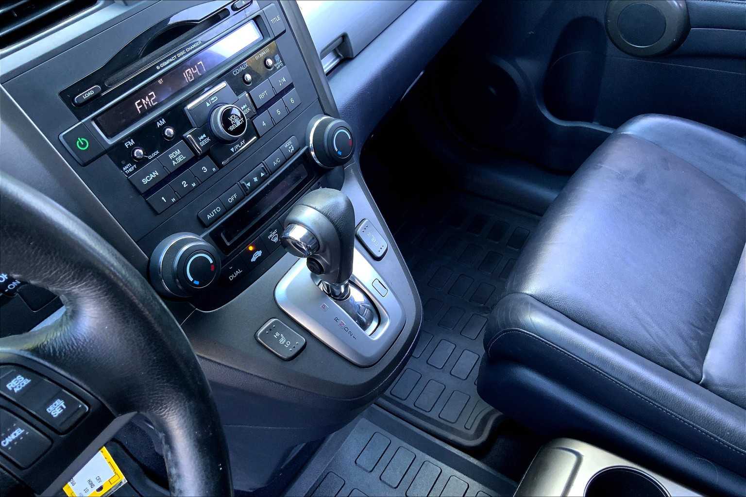 2010 Honda CR-V EX-L photo 16