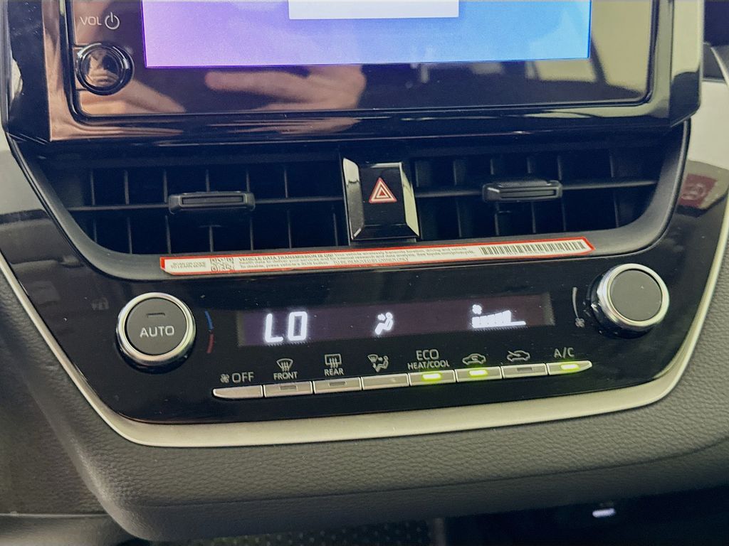 2025 Toyota Corolla Hybrid LE photo 14