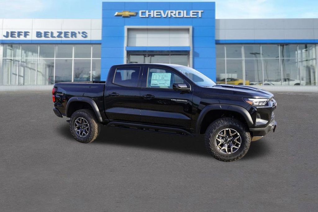 2025 Chevrolet Colorado ZR2 photo 2