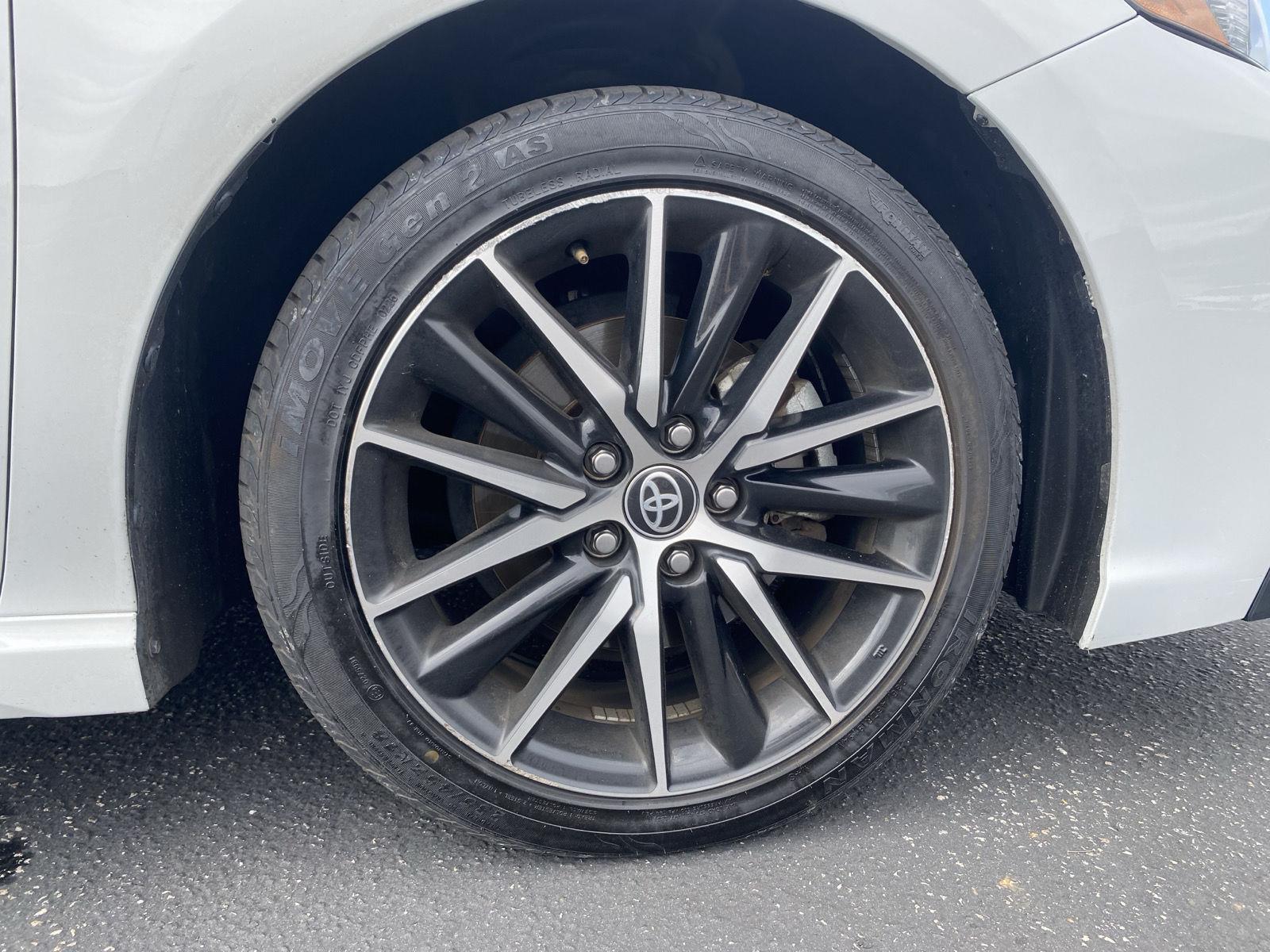 2023 Toyota Camry SE photo 9