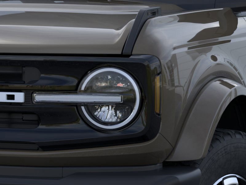 2025 Ford Bronco Outer Banks photo 11