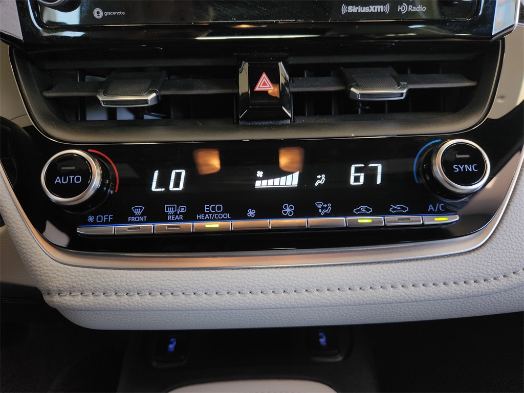 2019 Toyota Corolla XSE photo 15