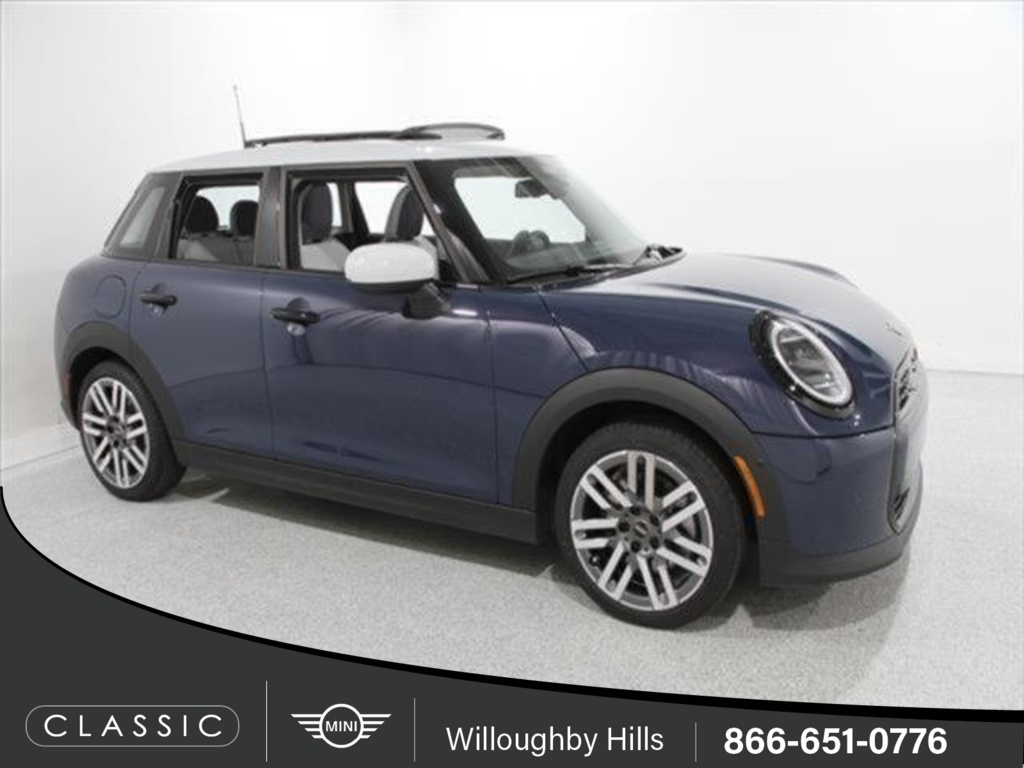 2025 MINI Hardtop 4 Door S's photo