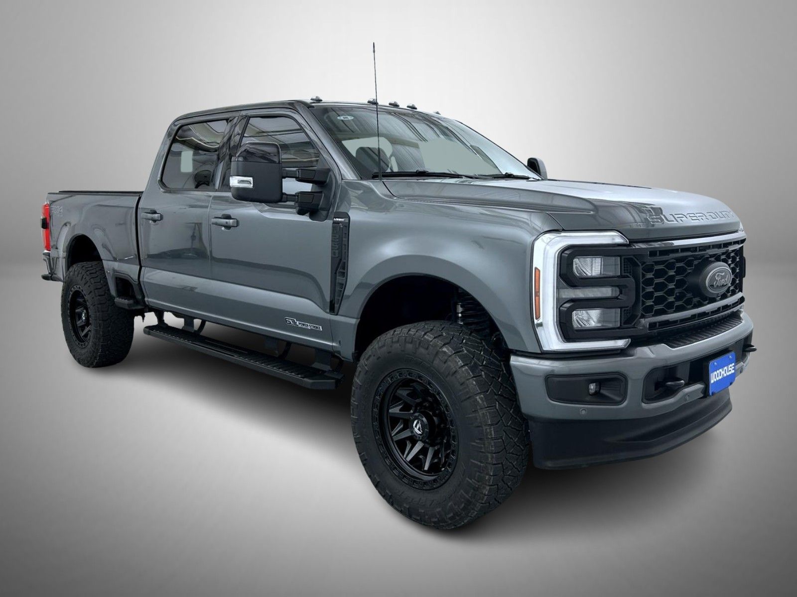 2025 Ford F-250 photo 3