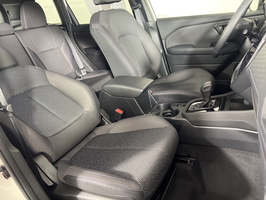 2025 Subaru Forester Premium Base photo 5
