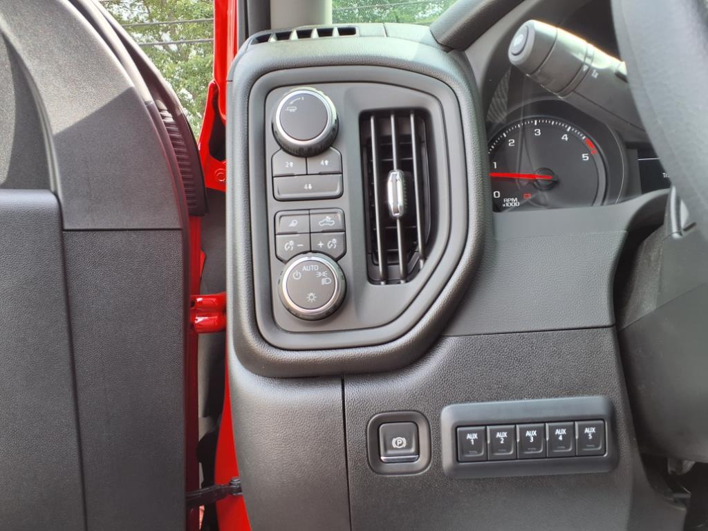 2025 Chevrolet Silverado 3500HD Work Truck photo 11
