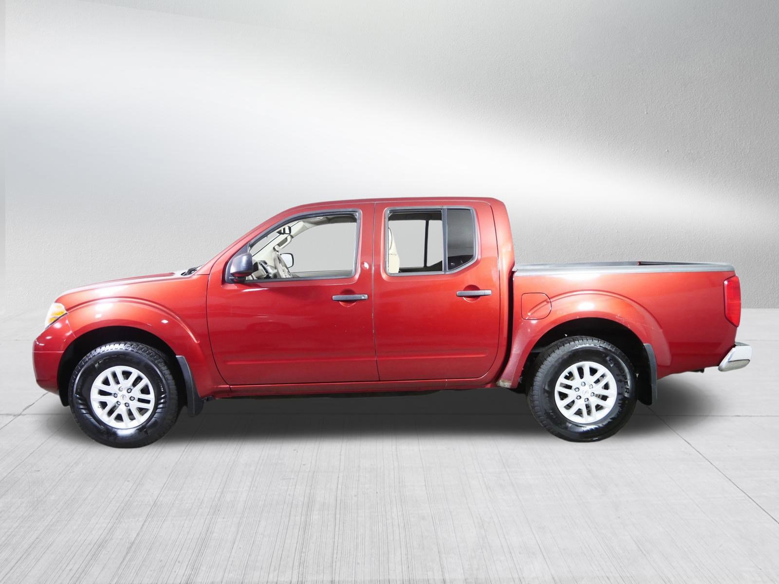2016 Nissan Frontier SV photo 4