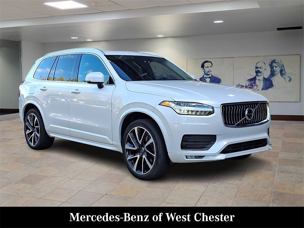 2020 Volvo XC90 Momentum