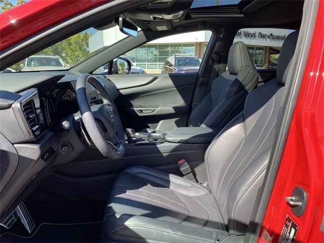 2024 Lexus NX 350 F SPORT Handling photo 4